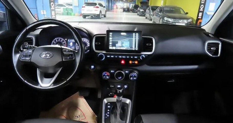 Hyundai Venue 