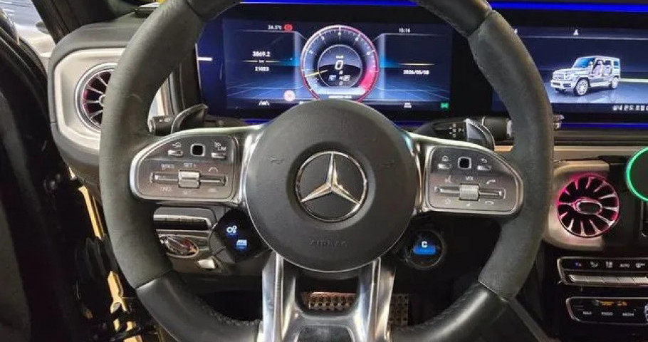 Mercedes-Benz G-Class 