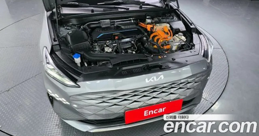 Kia K8 