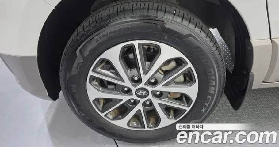 Hyundai Starex 