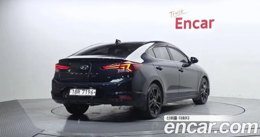 Hyundai Avante (Elantra) 