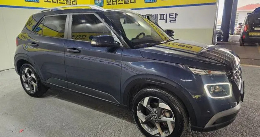 Hyundai Venue 