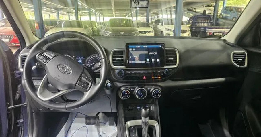 Hyundai Venue 