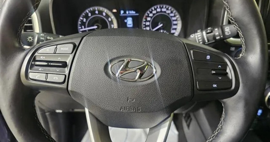 Hyundai Venue 