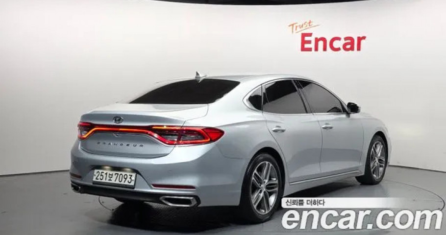 Hyundai Grandeur 