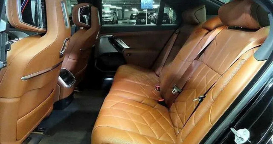 Bmw 7-Series 