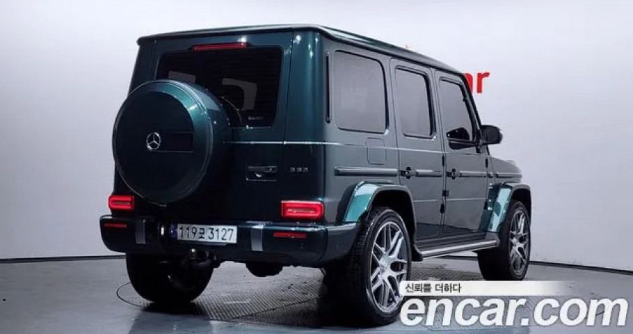 Mercedes-Benz G-Class 