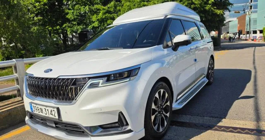 Kia Carnival 