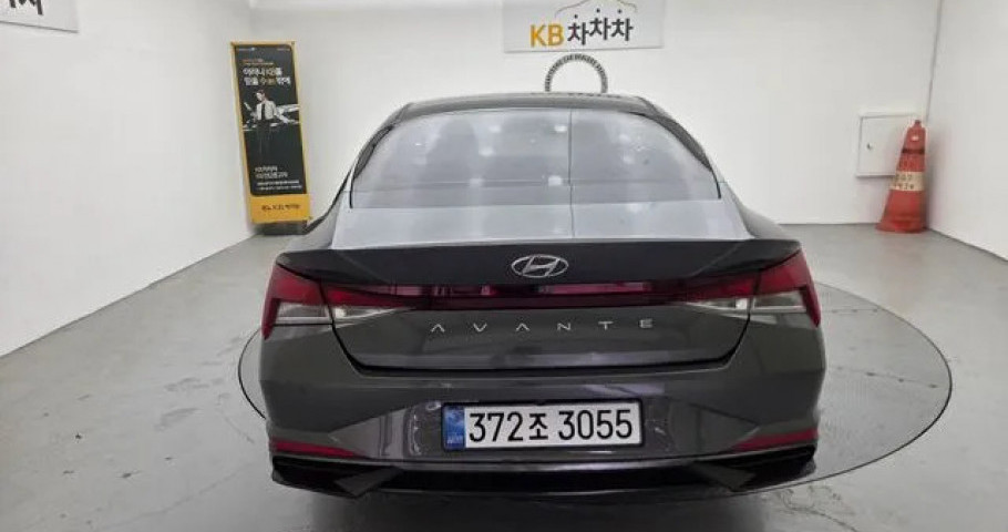 Hyundai Avante (Elantra) 
