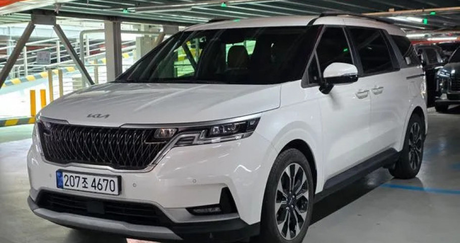 Kia Carnival 