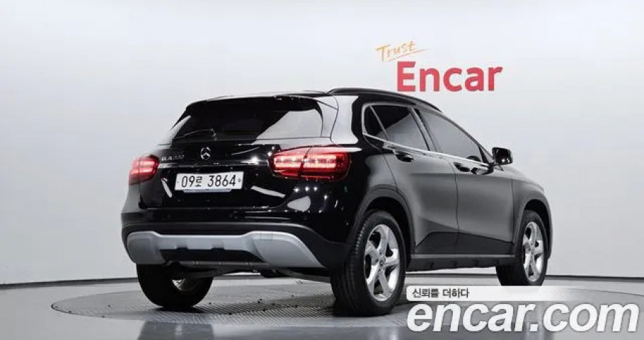 Mercedes-Benz Gla-Class 