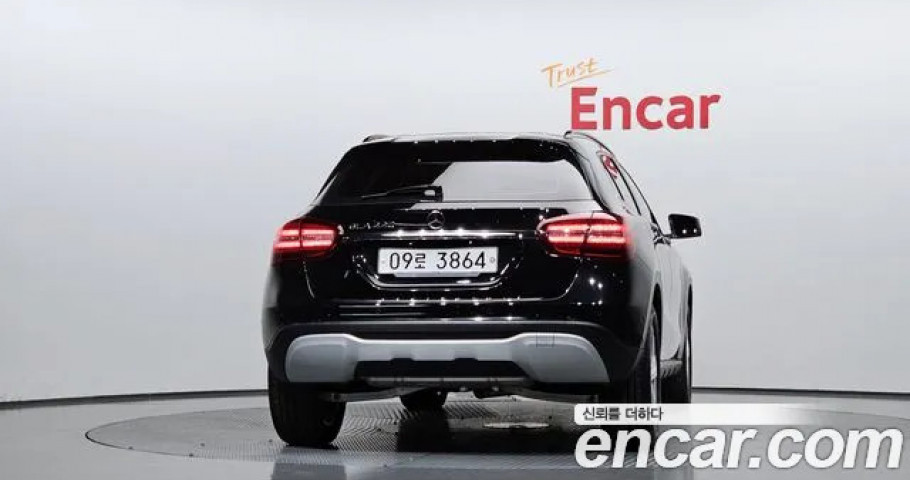 Mercedes-Benz Gla-Class 
