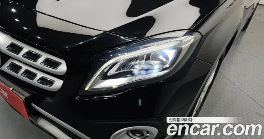 Mercedes-Benz Gla-Class 