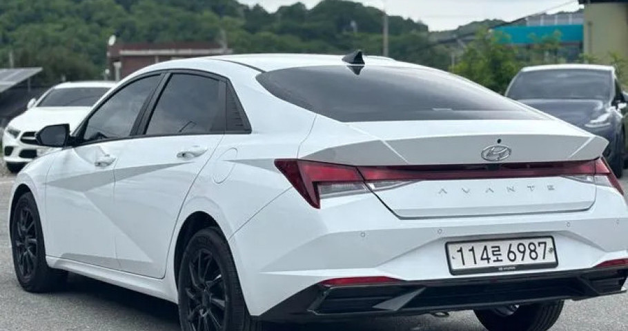 Hyundai Avante (Elantra) 