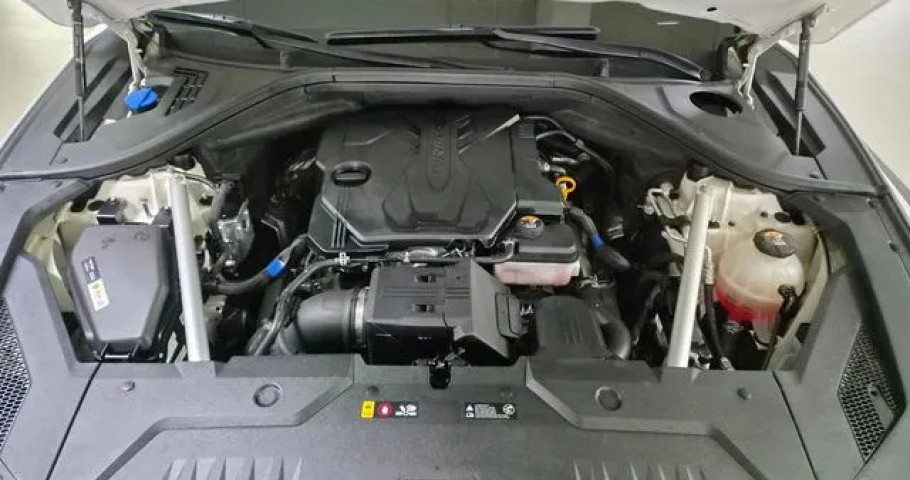Genesis Gv70 