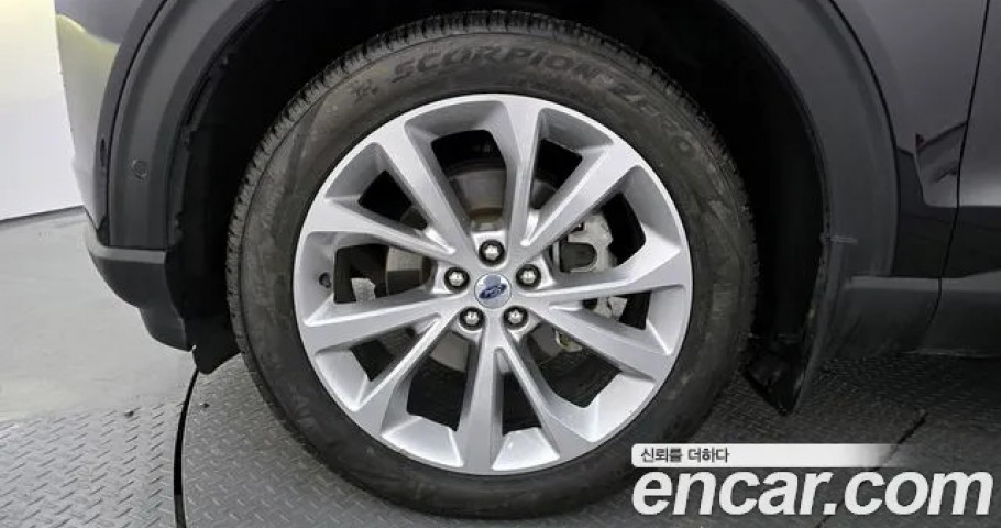 Ford Explorer 
