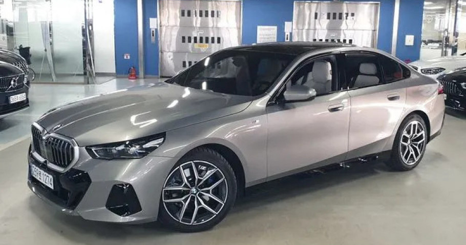 Bmw 5-Series 