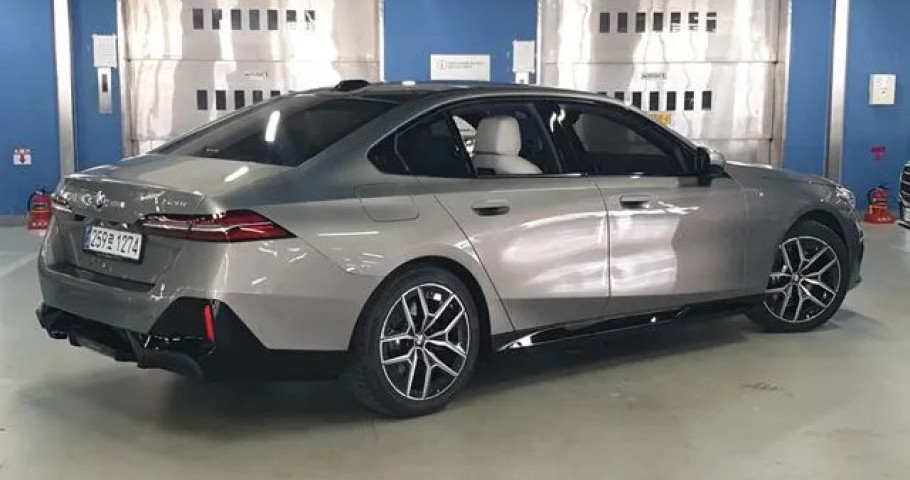 Bmw 5-Series 