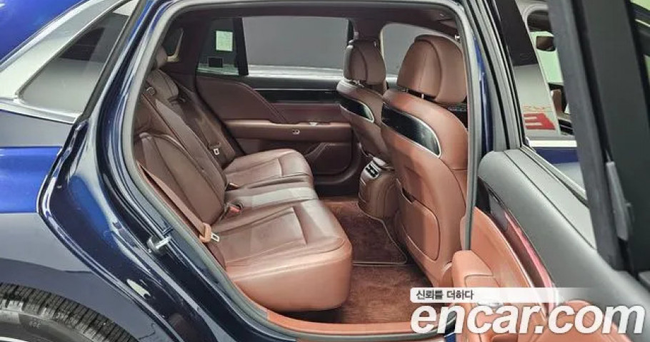Genesis G90 