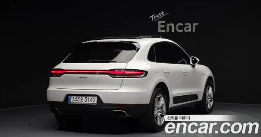 Porsche Macan 