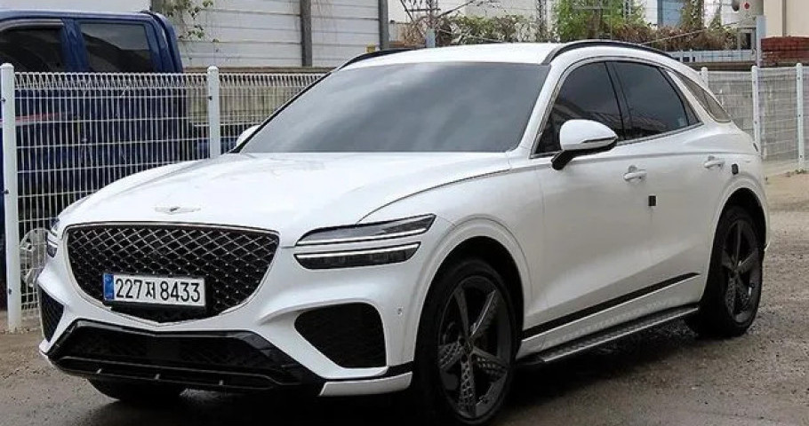 Genesis Gv70 