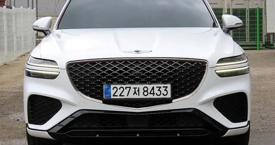 Genesis Gv70 
