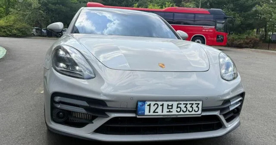 Porsche Panamera 