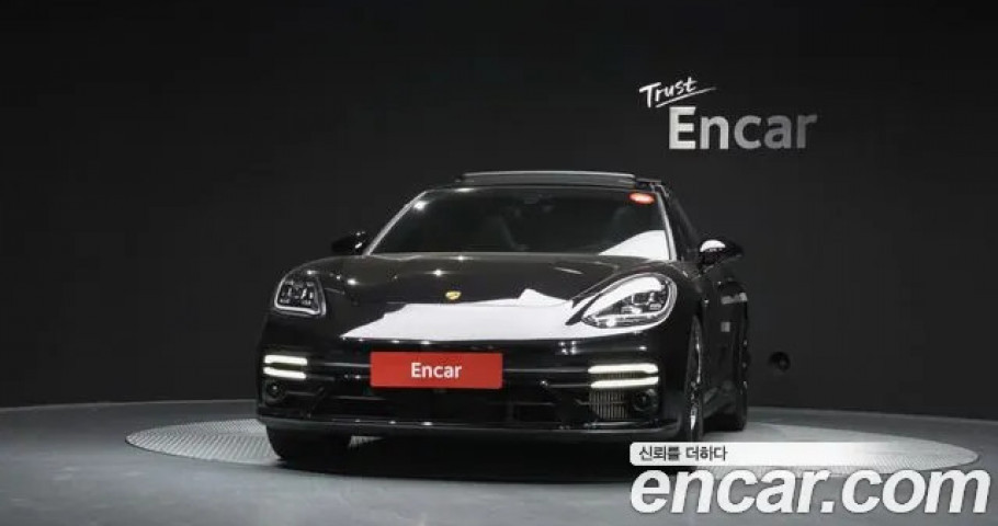 Porsche Panamera 