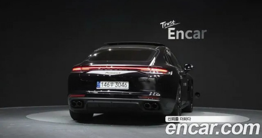 Porsche Panamera 