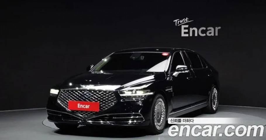 Genesis G90 