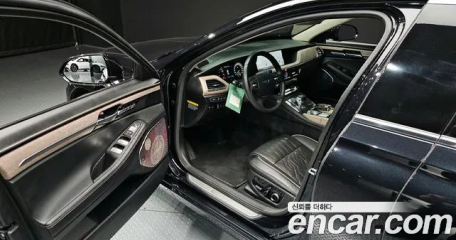 Genesis G90 
