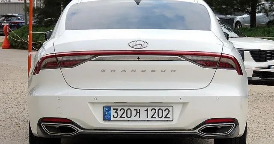 Hyundai Grandeur 