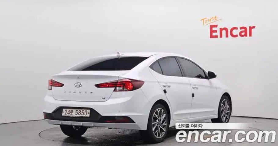 Hyundai Avante (Elantra) 