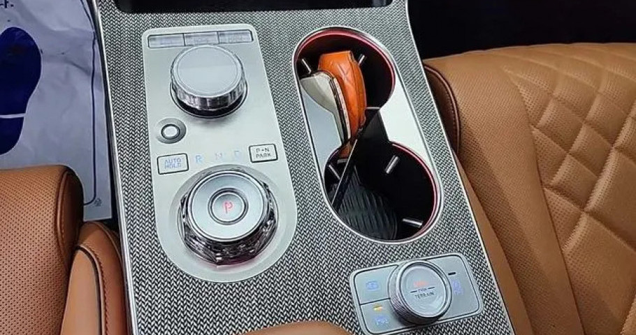Genesis Gv80 