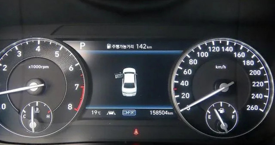 Genesis G90 