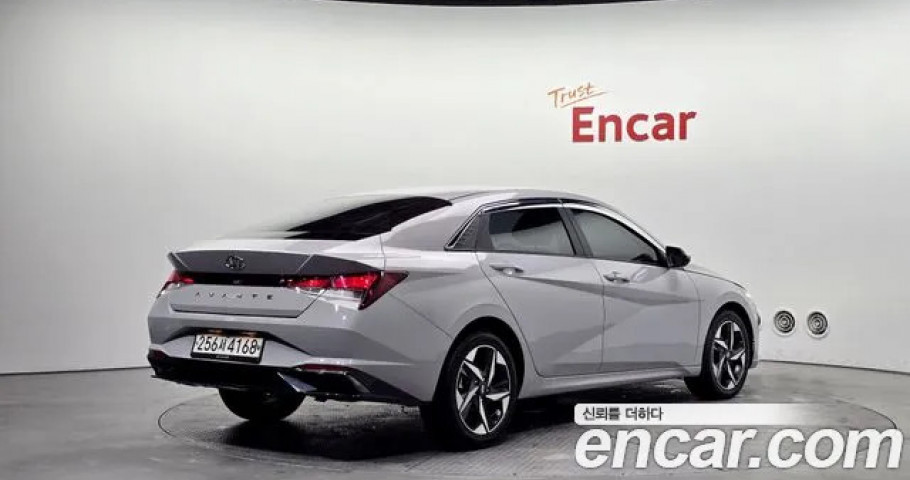 Hyundai Avante (Elantra) 