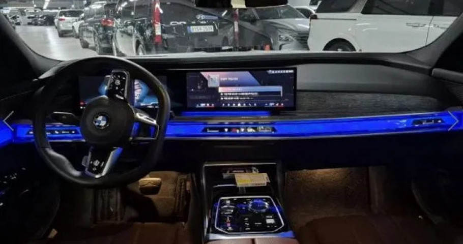 Bmw 7-Series 