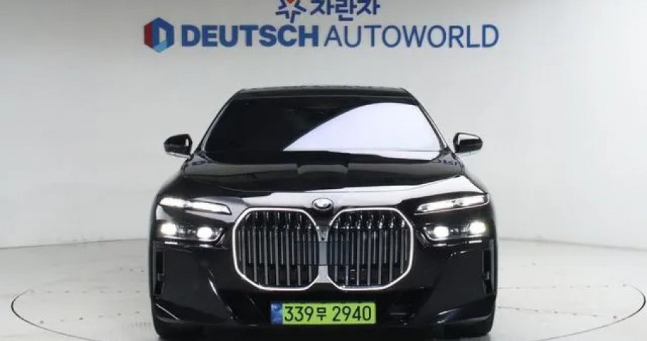 Bmw 7-Series 
