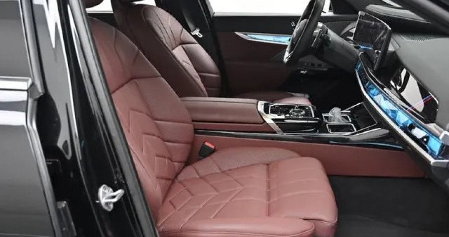Bmw 7-Series 