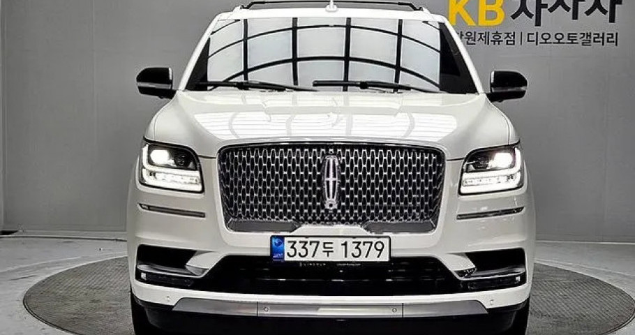 Lincoln Navigator 