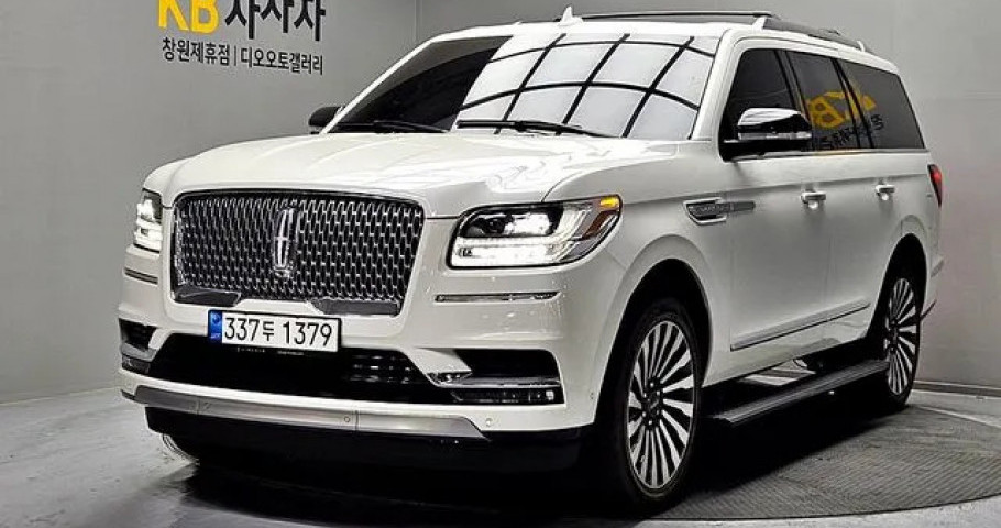 Lincoln Navigator 