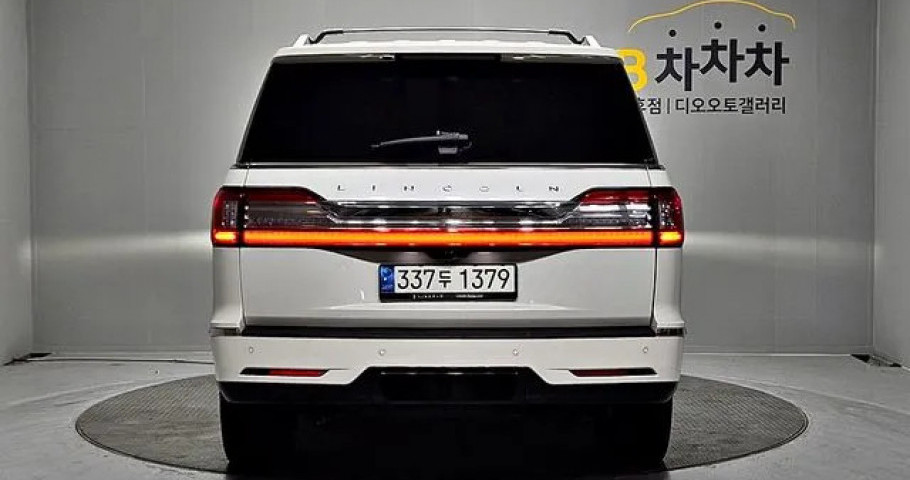 Lincoln Navigator 