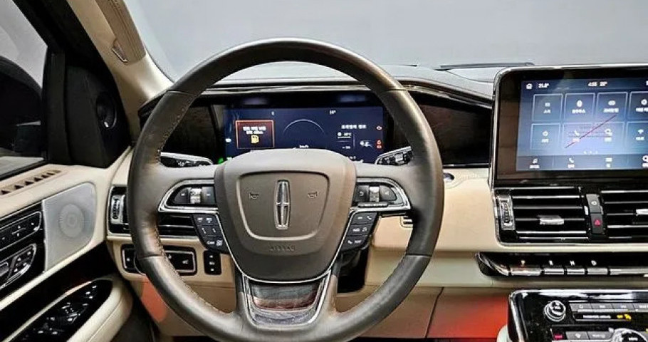 Lincoln Navigator 