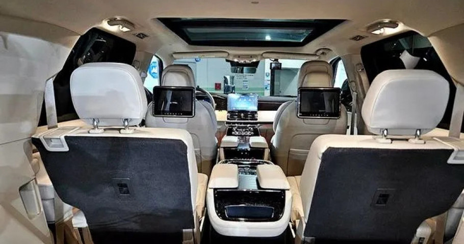 Lincoln Navigator 