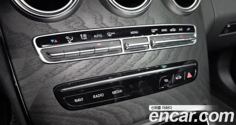 Mercedes-Benz C-Class 