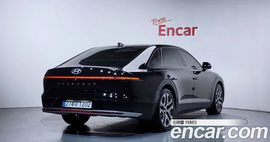 Hyundai Grandeur 