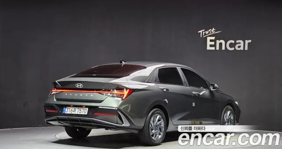 Hyundai Avante (Elantra) 