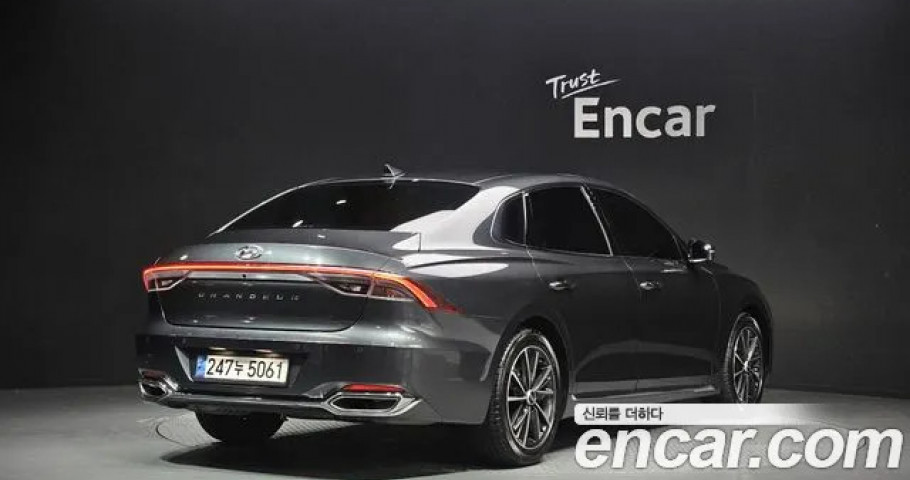 Hyundai Grandeur 