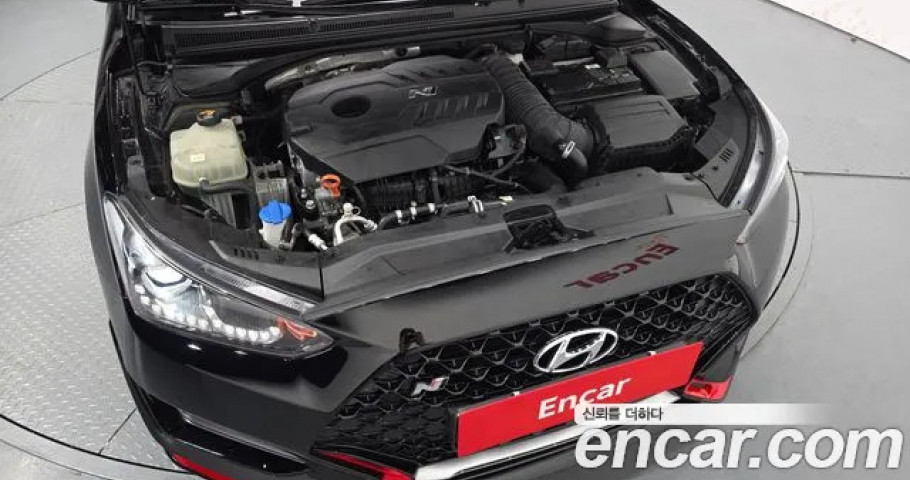 Hyundai Veloster 