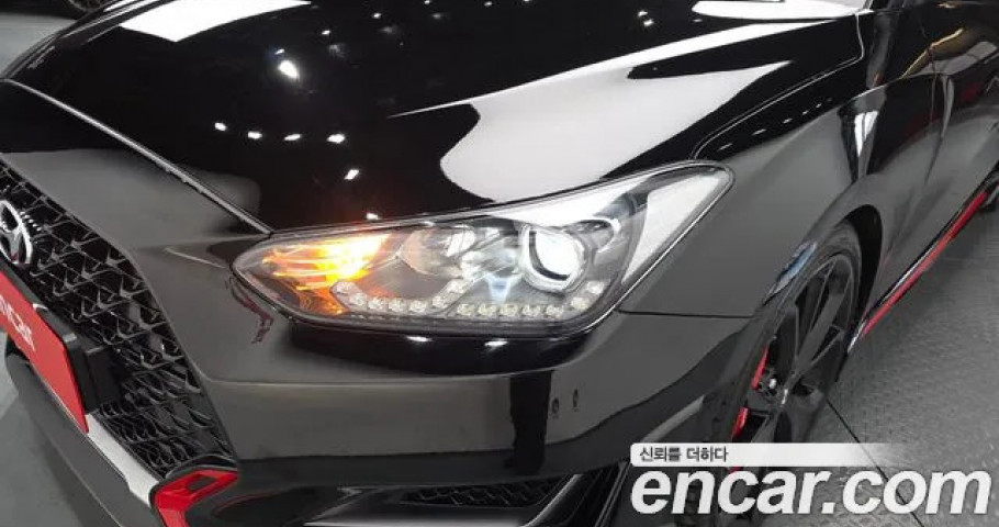 Hyundai Veloster 